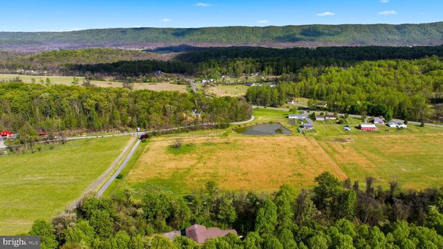 175 ROONEY RD, Hedgesville, WV 25427