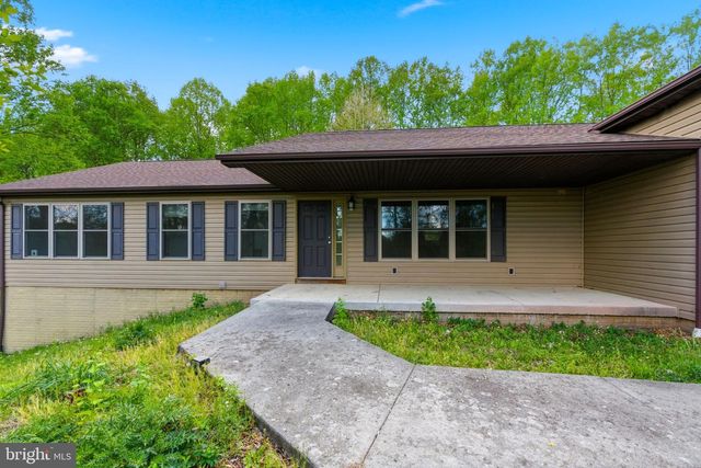 175 ROONEY RD, Hedgesville, WV 25427
