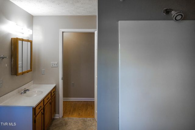 185 Davy Crockett Drive, Greeneville, TN 37743