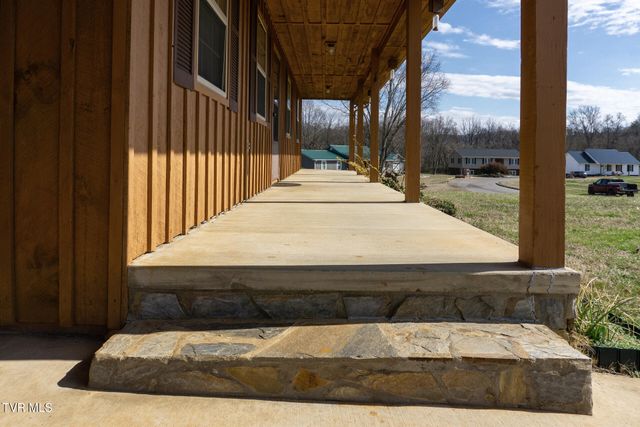 185 Davy Crockett Drive, Greeneville, TN 37743