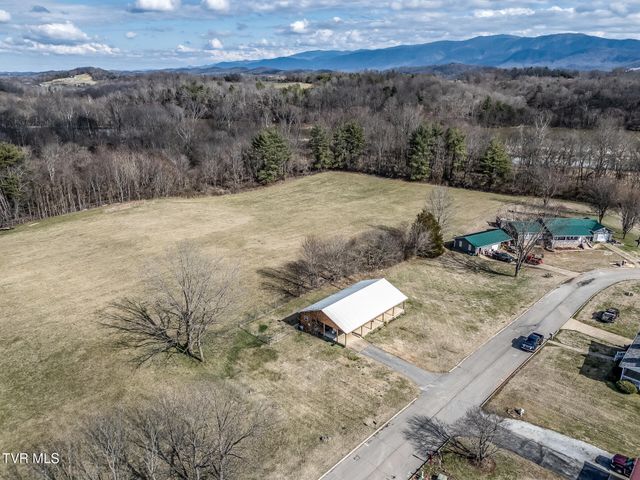 185 Davy Crockett Drive, Greeneville, TN 37743