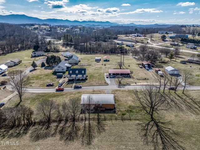 185 Davy Crockett Drive, Greeneville, TN 37743