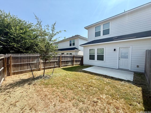 3838 Abbott Pass Unit 101, St Hedwig, TX 78152