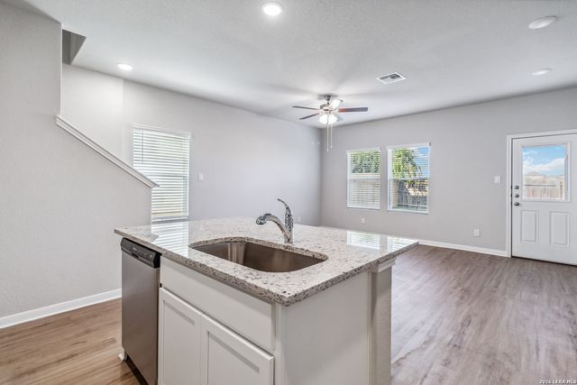 3838 Abbott Pass Unit 101, St Hedwig, TX 78152