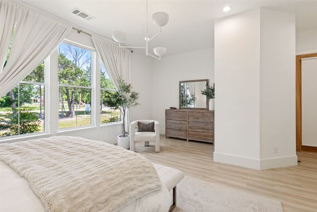 6401 Lyons Road, Garland, TX 75043