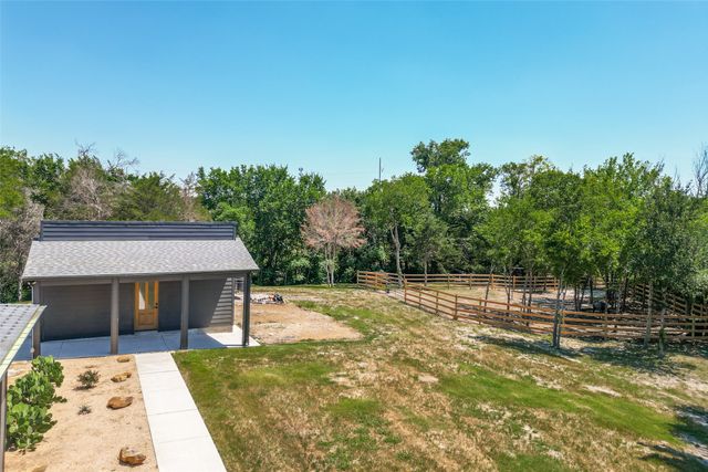 6401 Lyons Road, Garland, TX 75043