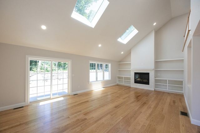 72 Court Street A, Mansfield, MA 02048