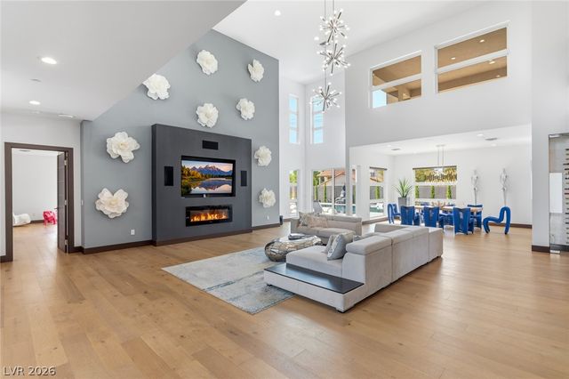3740 Caesars Circle, Las Vegas, NV 89120