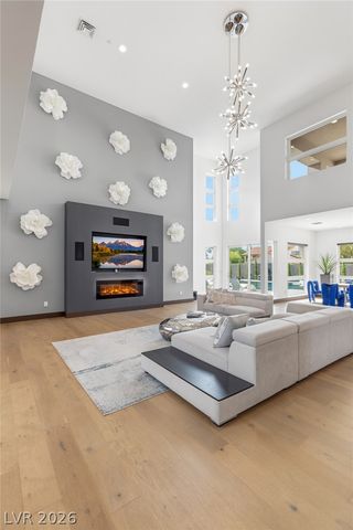 3740 Caesars Circle, Las Vegas, NV 89120