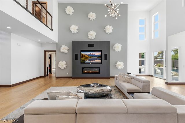 3740 Caesars Circle, Las Vegas, NV 89120