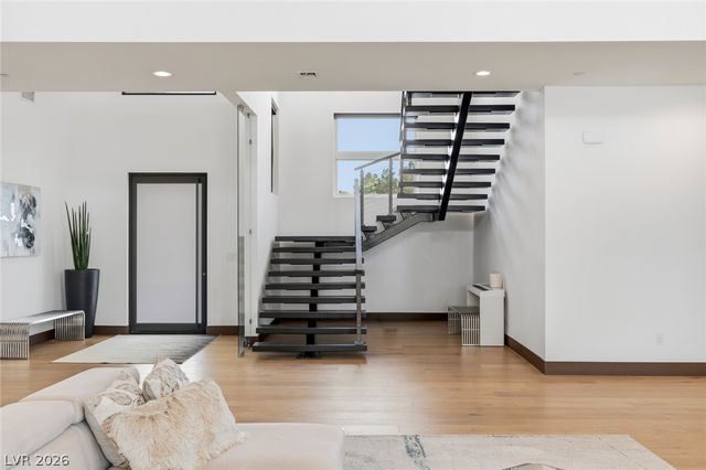 3740 Caesars Circle, Las Vegas, NV 89120