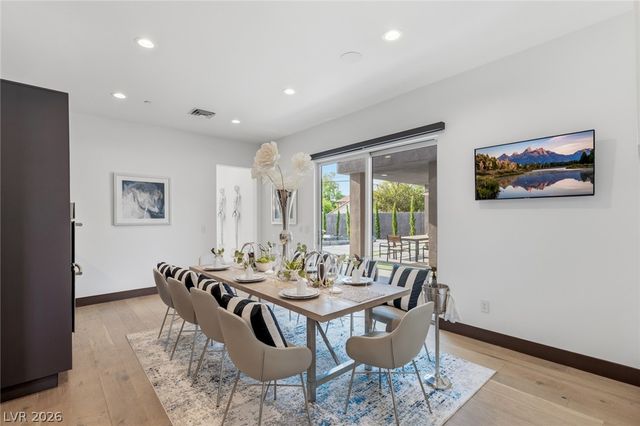 3740 Caesars Circle, Las Vegas, NV 89120