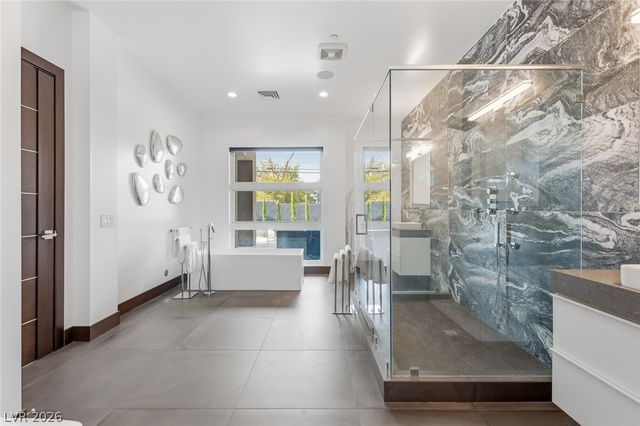 3740 Caesars Circle, Las Vegas, NV 89120