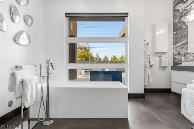 3740 Caesars Circle, Las Vegas, NV 89120