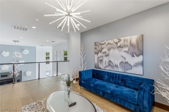 3740 Caesars Circle, Las Vegas, NV 89120