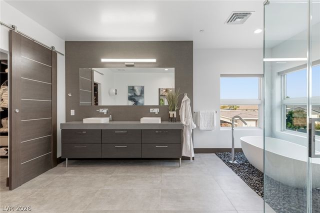 3740 Caesars Circle, Las Vegas, NV 89120