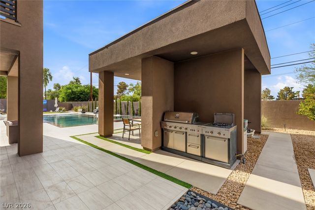 3740 Caesars Circle, Las Vegas, NV 89120