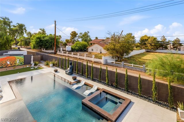 3740 Caesars Circle, Las Vegas, NV 89120