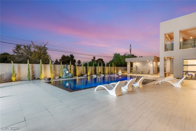 3740 Caesars Circle, Las Vegas, NV 89120