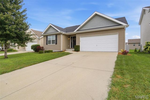 2685 Cedar Grove Drive, Belleville, IL 62221