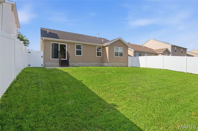 2685 Cedar Grove Drive, Belleville, IL 62221