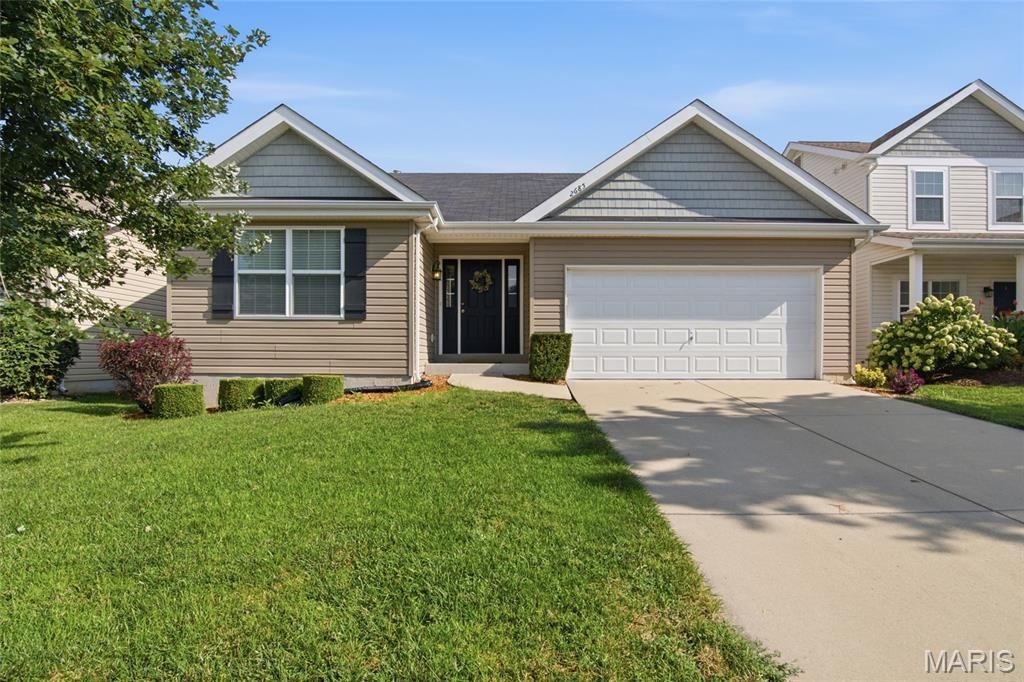 2685 Cedar Grove Drive, Belleville, IL 62221