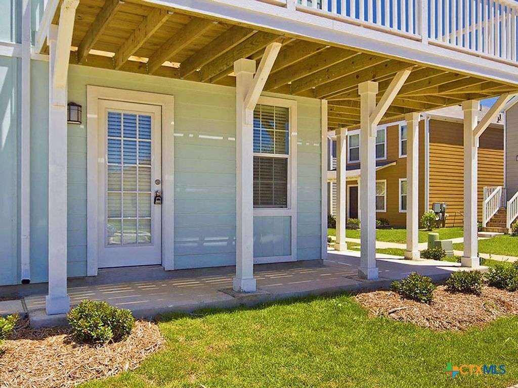 332 Trestle Tree C, San Marcos, TX 78666
