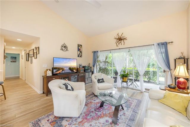 1125 Partridge CIR 102, Naples, FL 34104