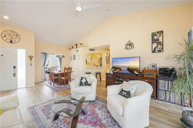1125 Partridge CIR 102, Naples, FL 34104