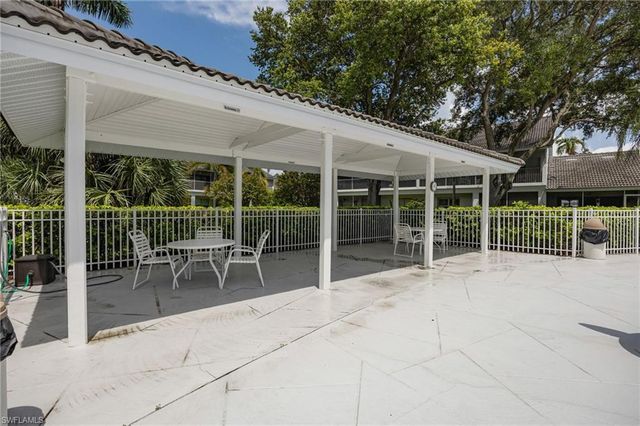 1125 Partridge CIR 102, Naples, FL 34104