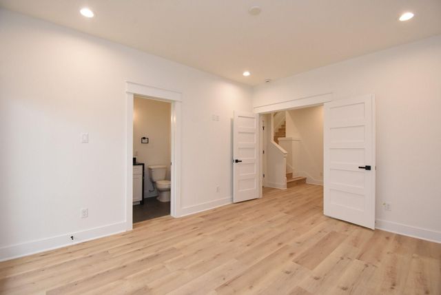 5615 Val Verde Street A, Houston, TX 77057