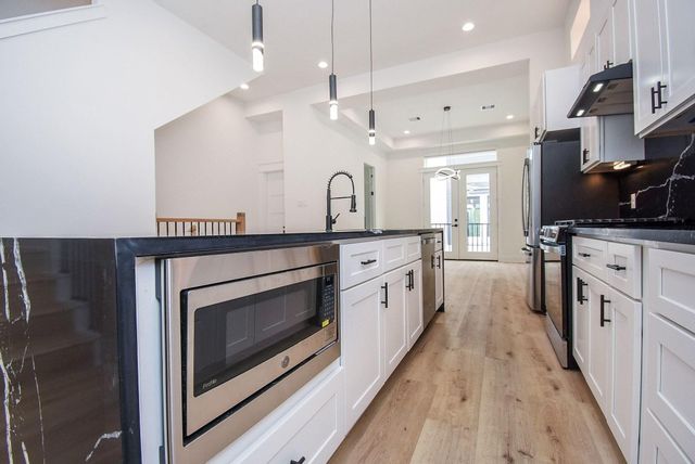 5615 Val Verde Street A, Houston, TX 77057