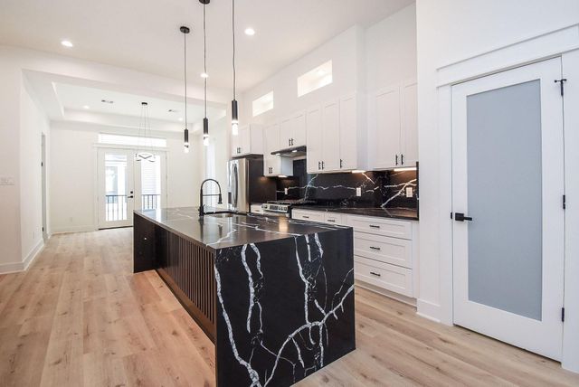 5615 Val Verde Street A, Houston, TX 77057
