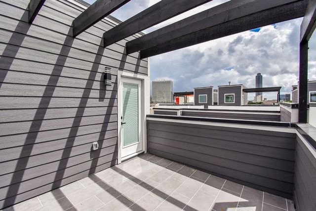 5615 Val Verde Street A, Houston, TX 77057