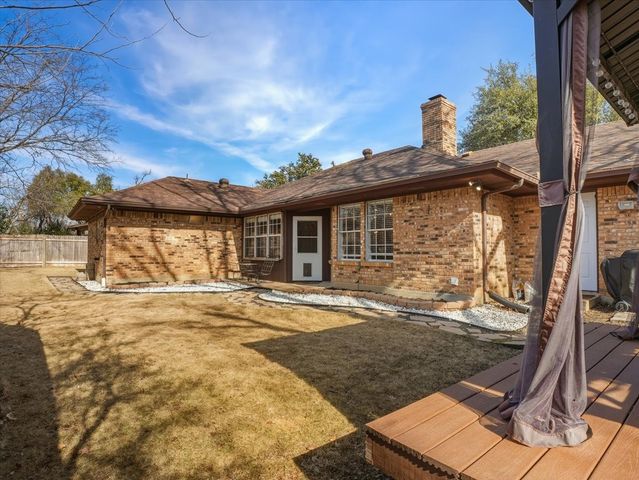 1662 Watson Road, Fort Worth, TX 76103