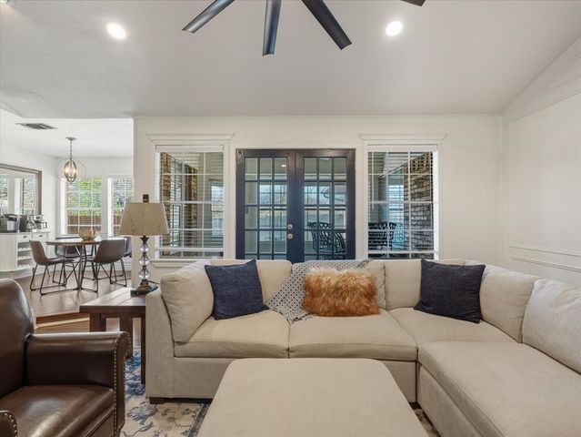 1662 Watson Road, Fort Worth, TX 76103