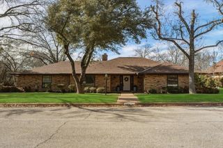 1662 Watson Road, Fort Worth, TX 76103