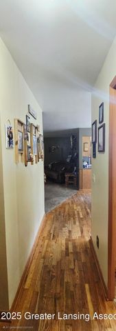 7694 N Meridian Road, Elsie, MI 48831