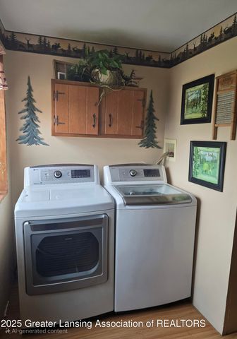 7694 N Meridian Road, Elsie, MI 48831