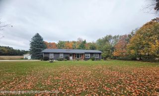 7694 N Meridian Road, Elsie, MI 48831