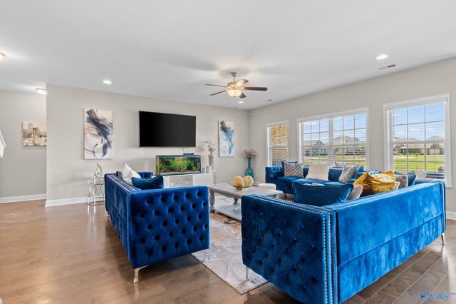 104 Cove Brook Drive, Meridianville, AL 35759