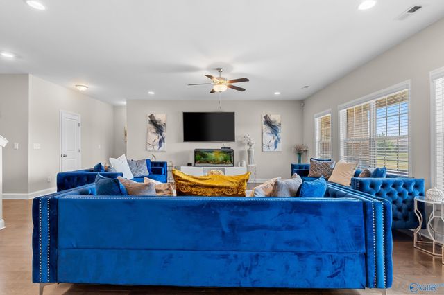 104 Cove Brook Drive, Meridianville, AL 35759