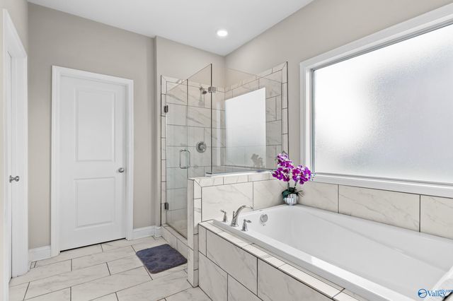 104 Cove Brook Drive, Meridianville, AL 35759