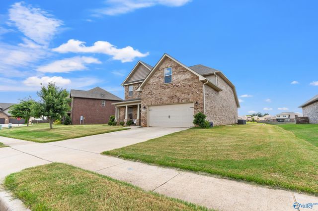 104 Cove Brook Drive, Meridianville, AL 35759