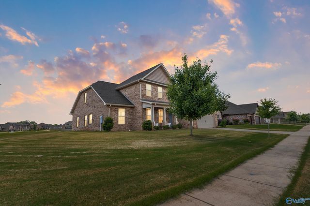 104 Cove Brook Drive, Meridianville, AL 35759