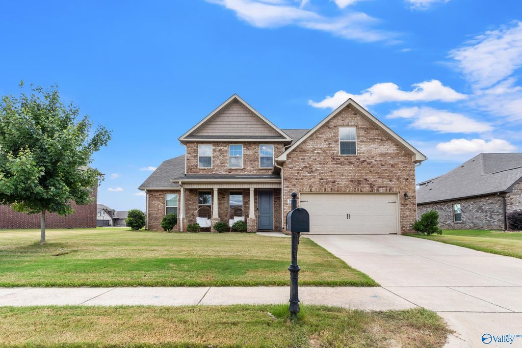 104 Cove Brook Drive, Meridianville, AL 35759