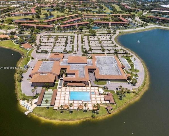 301 SW 135th Ave 209C, Pembroke Pines, FL 33027