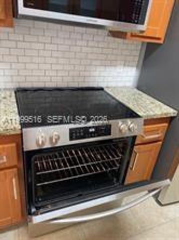 301 SW 135th Ave 209C, Pembroke Pines, FL 33027