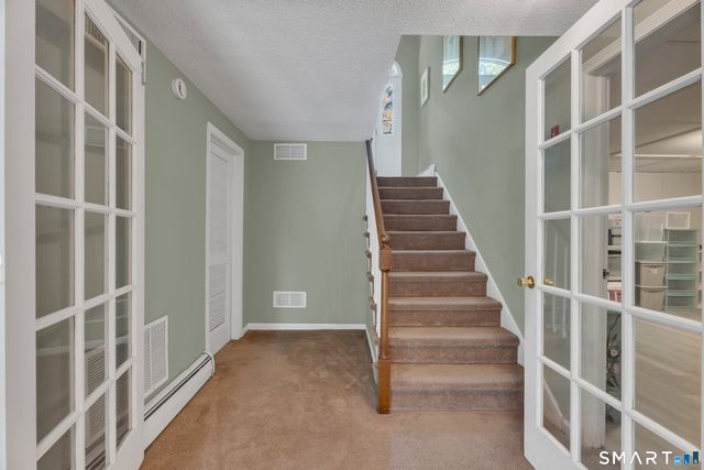 34 River Road, North Haven, CT 06473