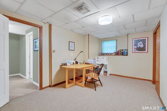 34 River Road, North Haven, CT 06473